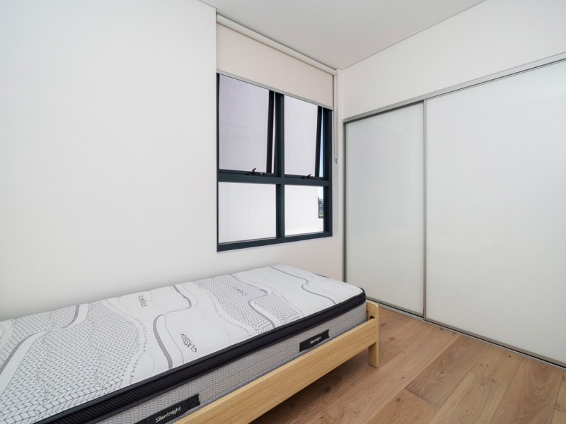 303/22 Kearns Crescent, Ardross WA 6153