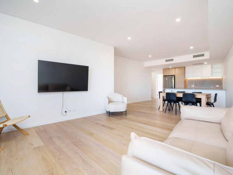 303/22 Kearns Crescent, Ardross WA 6153