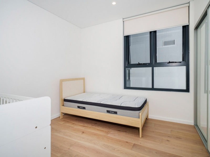 303/22 Kearns Crescent, Ardross WA 6153