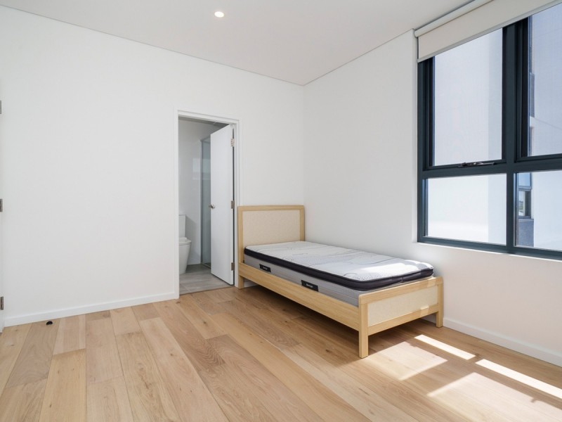 303/22 Kearns Crescent, Ardross WA 6153