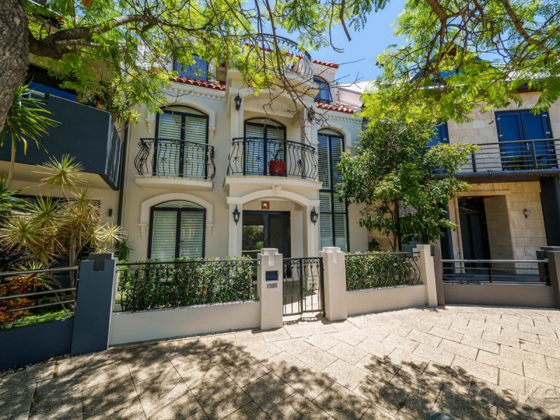 36 Old Belvidere Promenade, East Perth WA 6004