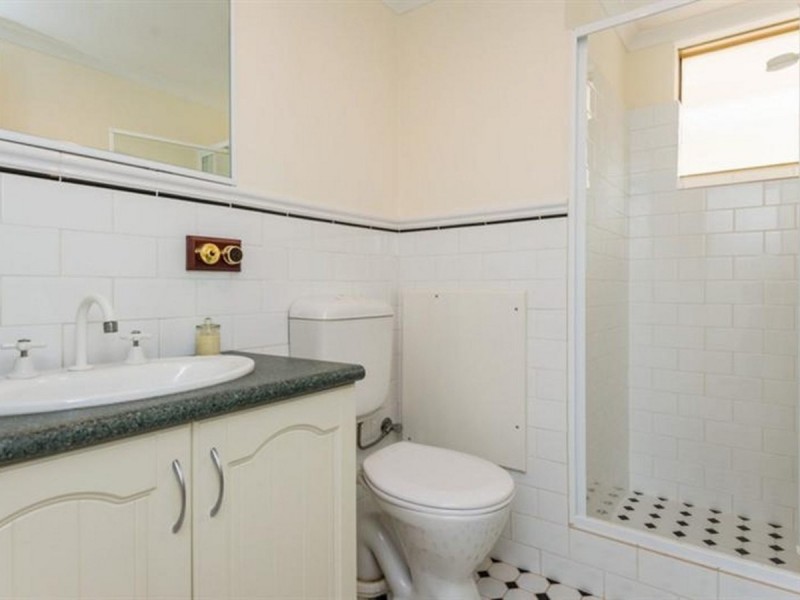 4/22 Nile Street, East Perth WA 6004