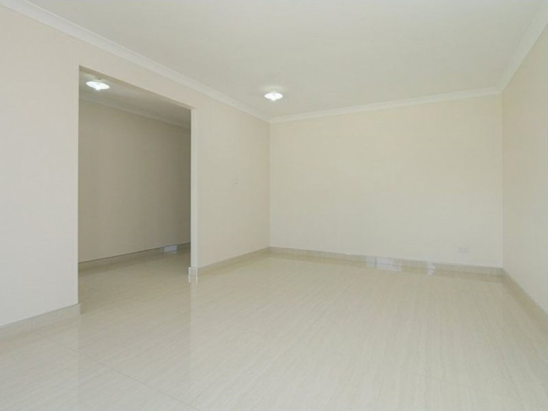 2 Carcoo Court, Beckenham WA 6107