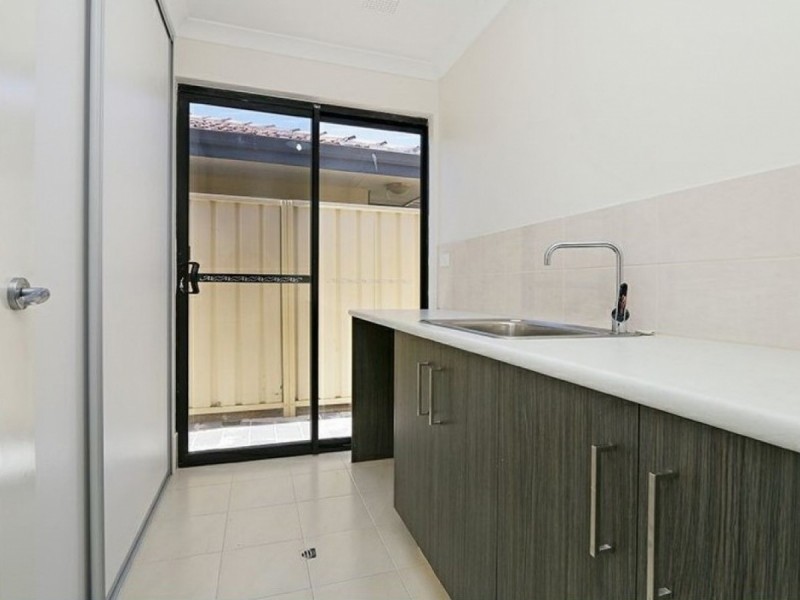 2 Carcoo Court, Beckenham WA 6107