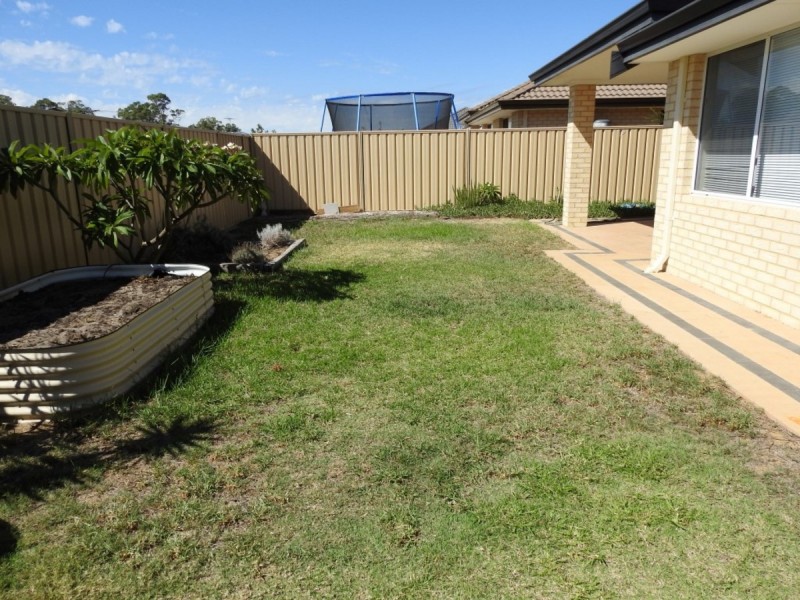 8 Woodhill Road, Baldivis WA 6171