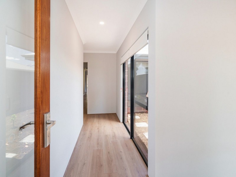 240A Kooyong Road, Kewdale WA 6105
