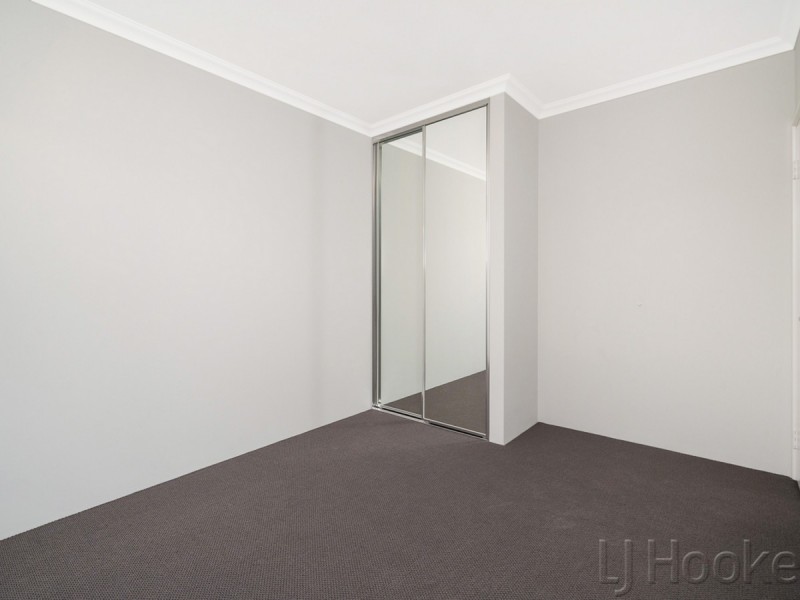 13 Parkside Street, Yanchep WA 6035