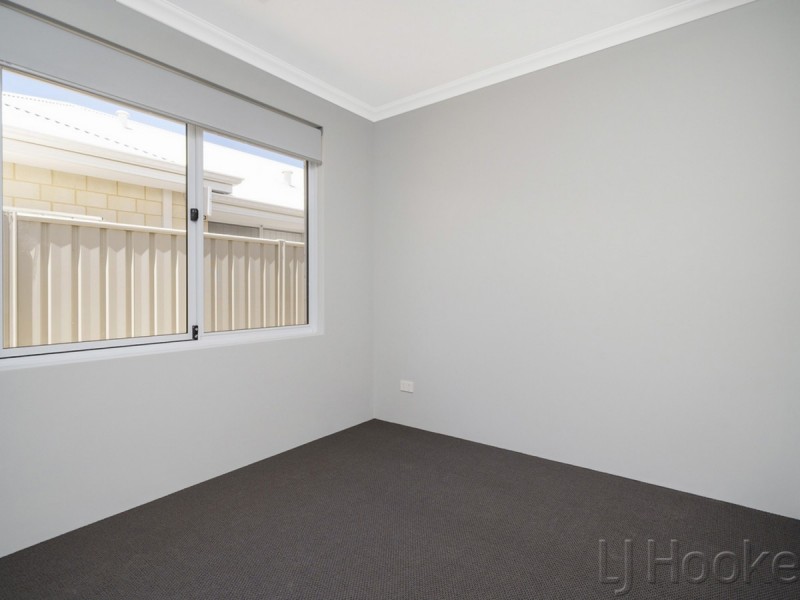 13 Parkside Street, Yanchep WA 6035