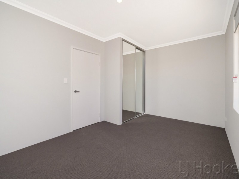 13 Parkside Street, Yanchep WA 6035