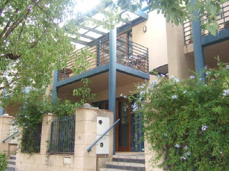 16 Constitution Street, East Perth WA 6004