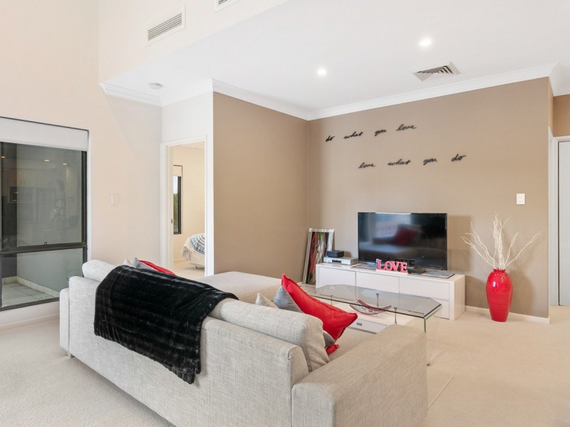 16/118 Royal Street, East Perth WA 6004