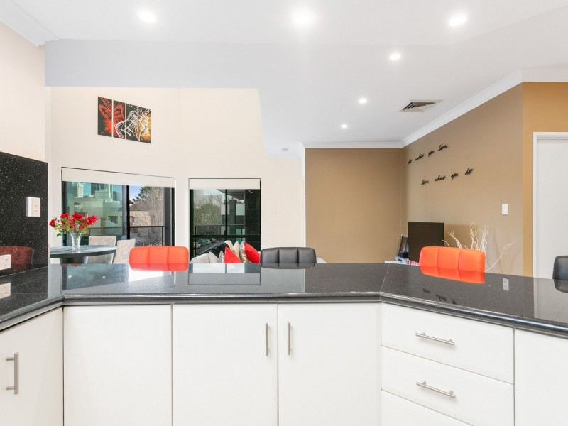 16/118 Royal Street, East Perth WA 6004