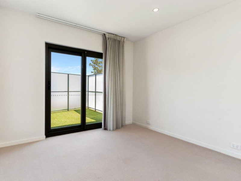 8/3 Homelea Court, Rivervale WA 6103