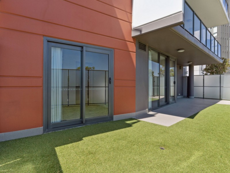 8/3 Homelea Court, Rivervale WA 6103