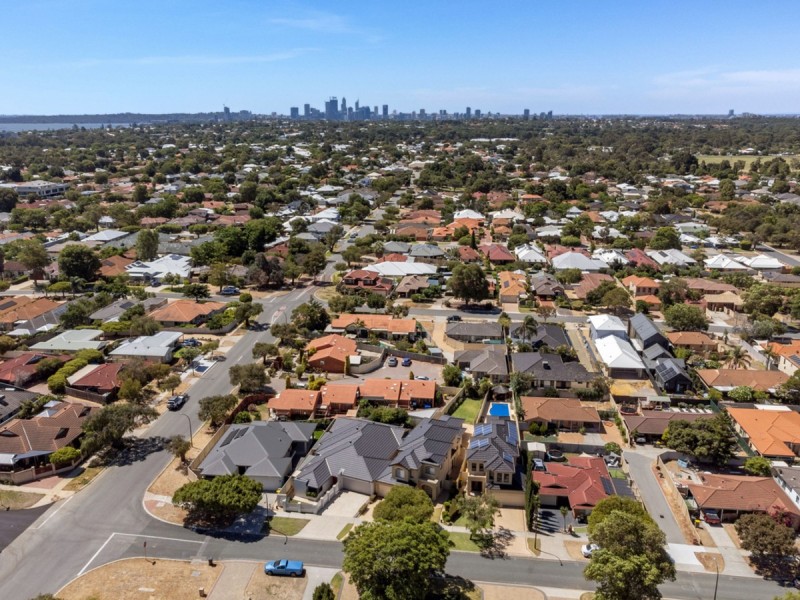 78 Cloister Avenue, Manning WA 6152