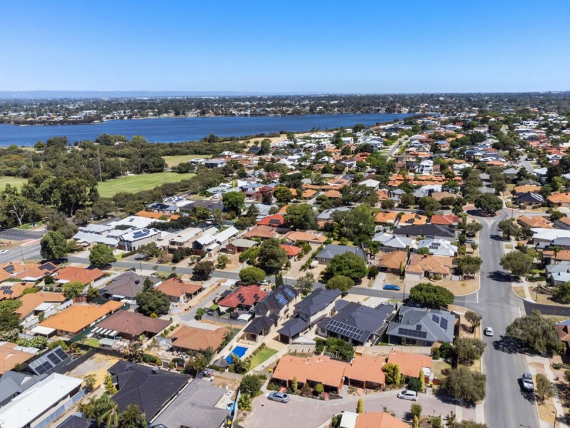 78 Cloister Avenue, Manning WA 6152