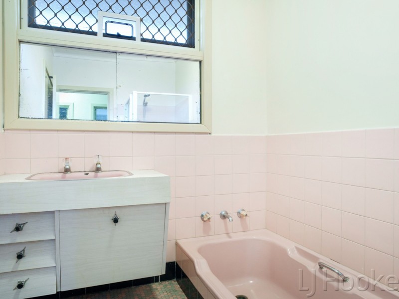 29 Medbury Road, Westminster WA 6061