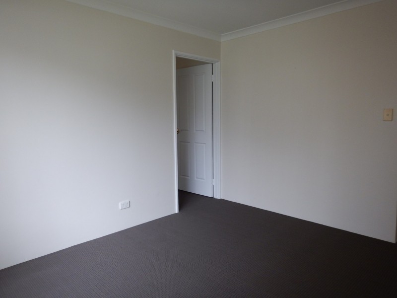 8 McAlvey Place, Canning Vale WA 6155
