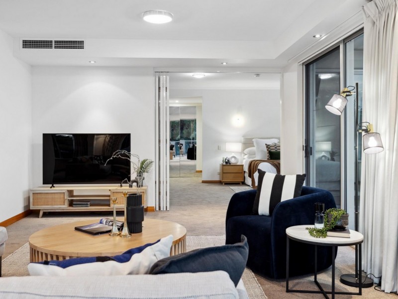 2/1 Henry Lawson Walk, East Perth WA 6004