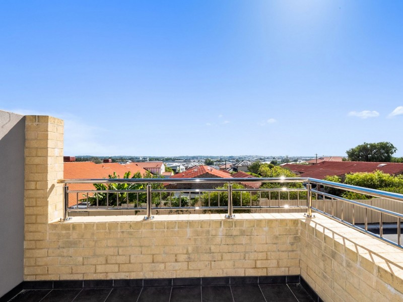 15C Tyler Street, Joondanna WA 6060