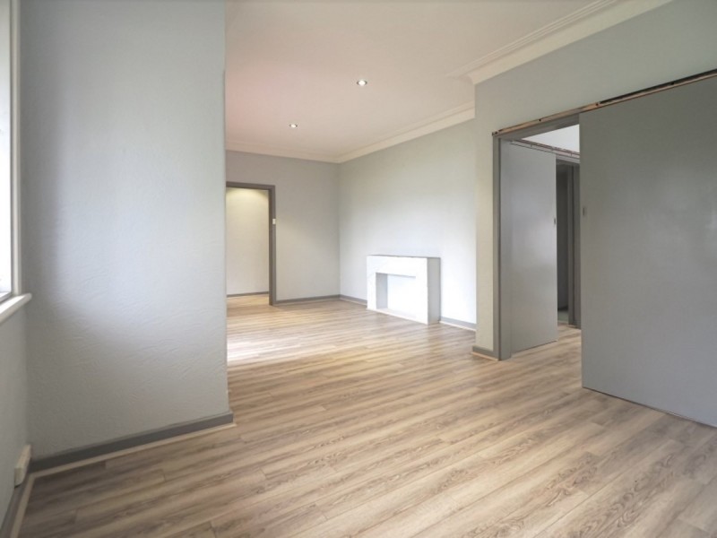 272 Flinders Street, Nollamara WA 6061