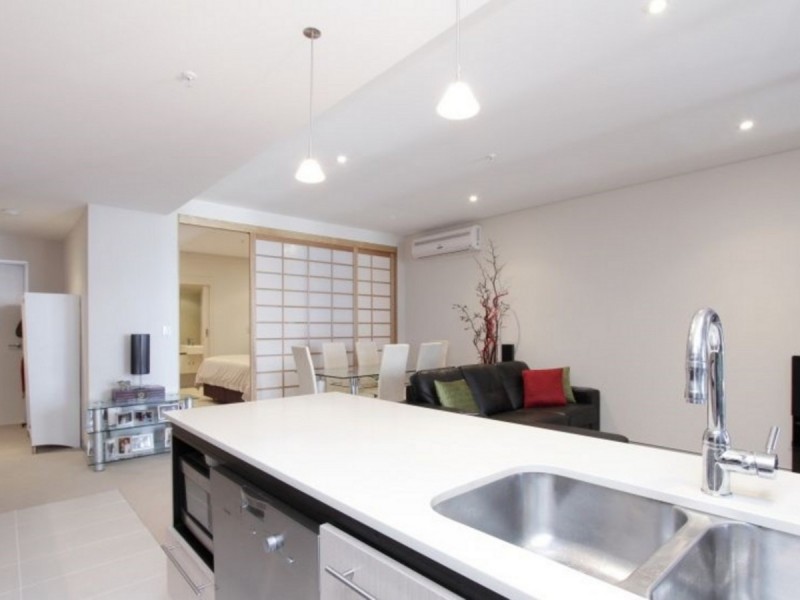 13/155 Adelaide Terrace, East Perth WA 6004