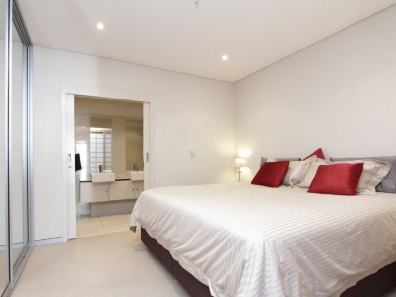 13/155 Adelaide Terrace, East Perth WA 6004