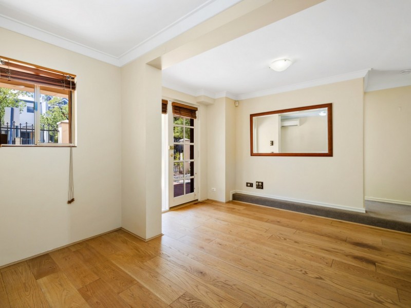 60/22 Nile Street, East Perth WA 6004