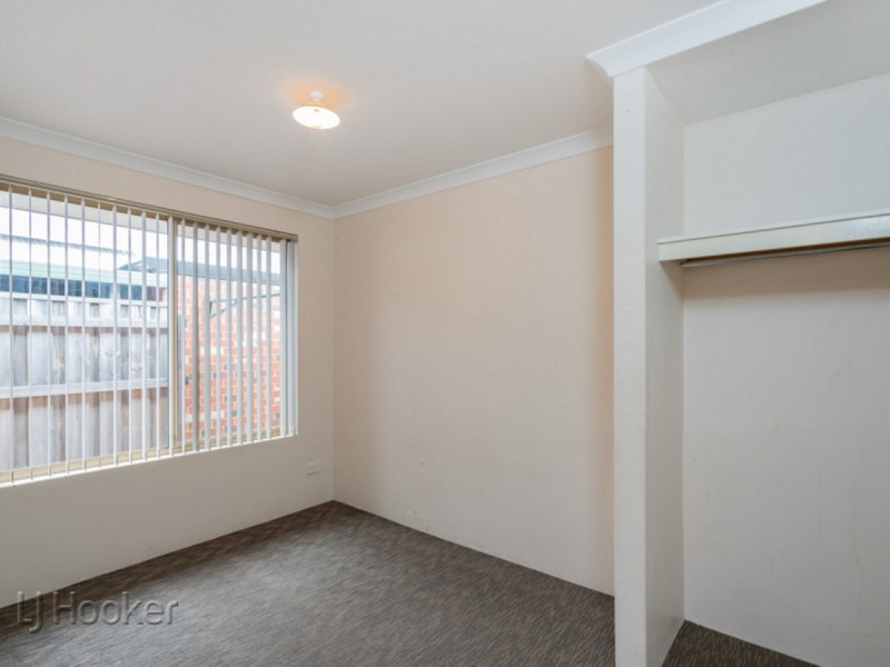 17 Westbrook Parade, Ellenbrook WA 6069