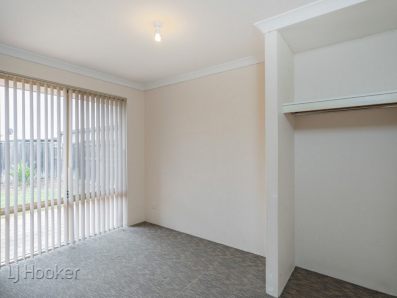 17 Westbrook Parade, Ellenbrook WA 6069