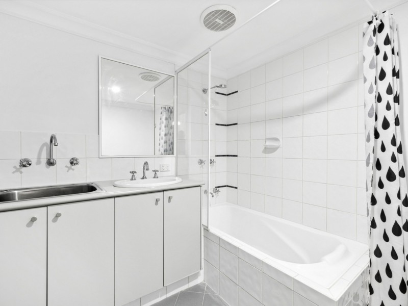 15/7 Bronte Street, East Perth WA 6004