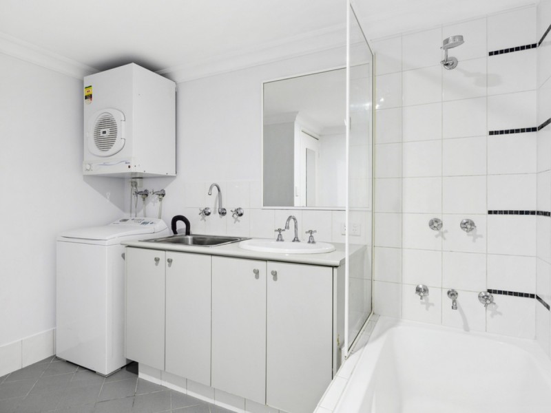 15/7 Bronte Street, East Perth WA 6004