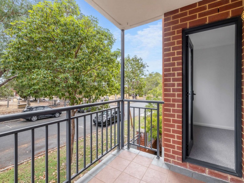 15/7 Bronte Street, East Perth WA 6004