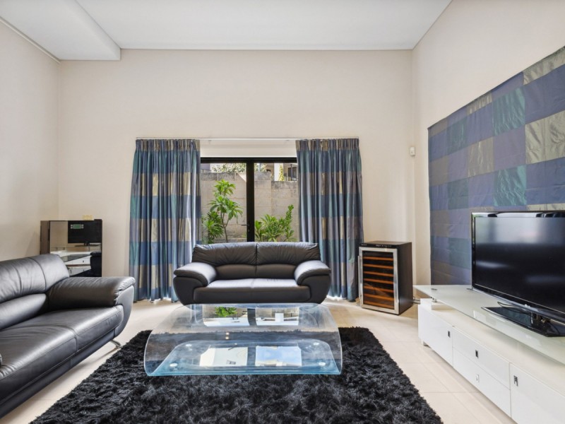 23 Haig Park Circle, East Perth WA 6004