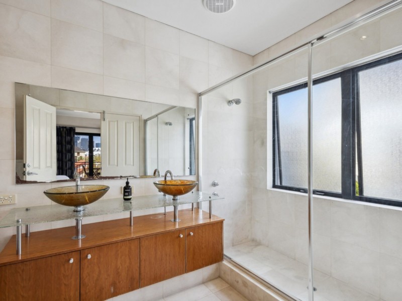 23 Haig Park Circle, East Perth WA 6004