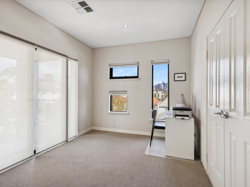 23 Haig Park Circle, East Perth WA 6004