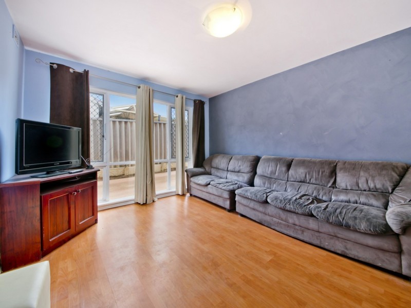 1/90 Wanneroo Road, Yokine WA 6060