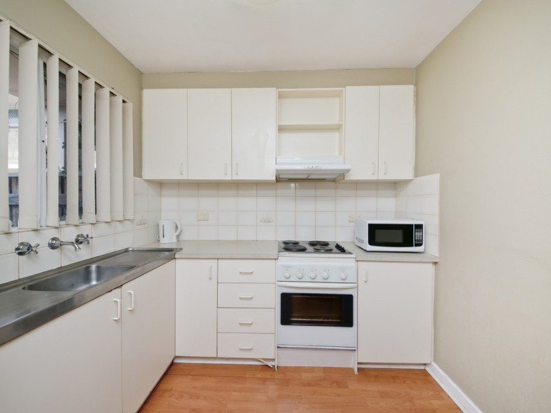 1/90 Wanneroo Road, Yokine WA 6060