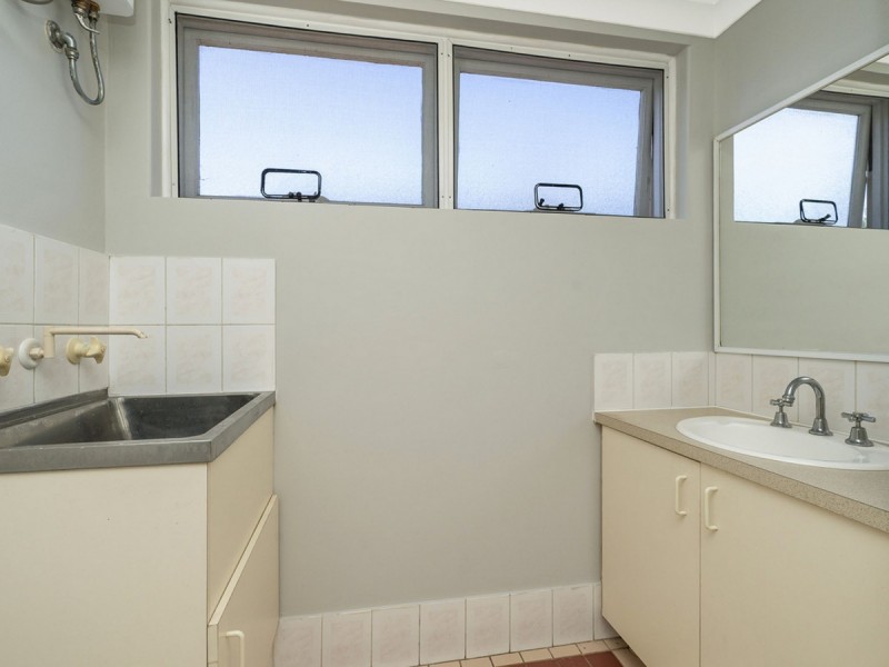 1/90 Wanneroo Road, Yokine WA 6060