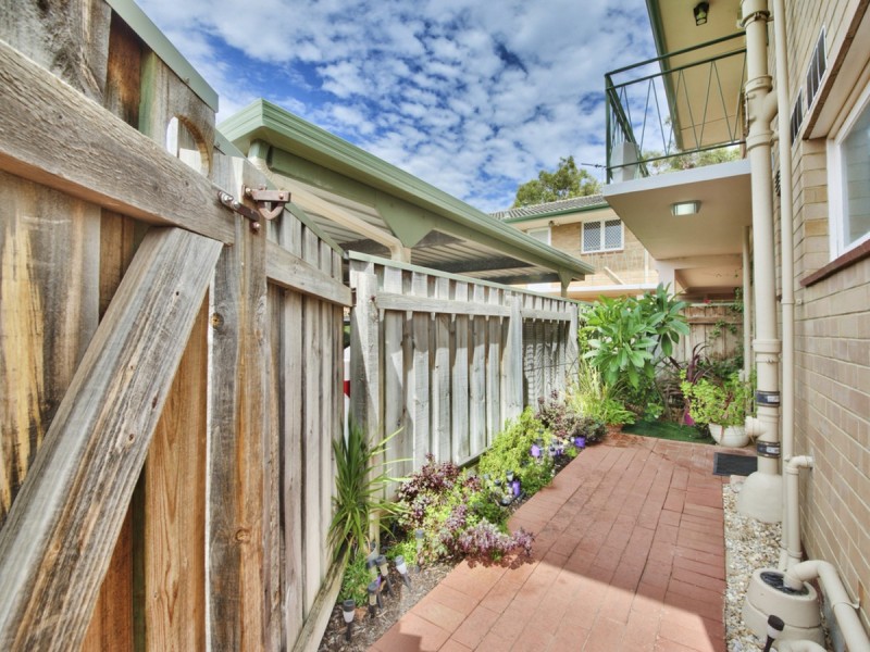 1/90 Wanneroo Road, Yokine WA 6060