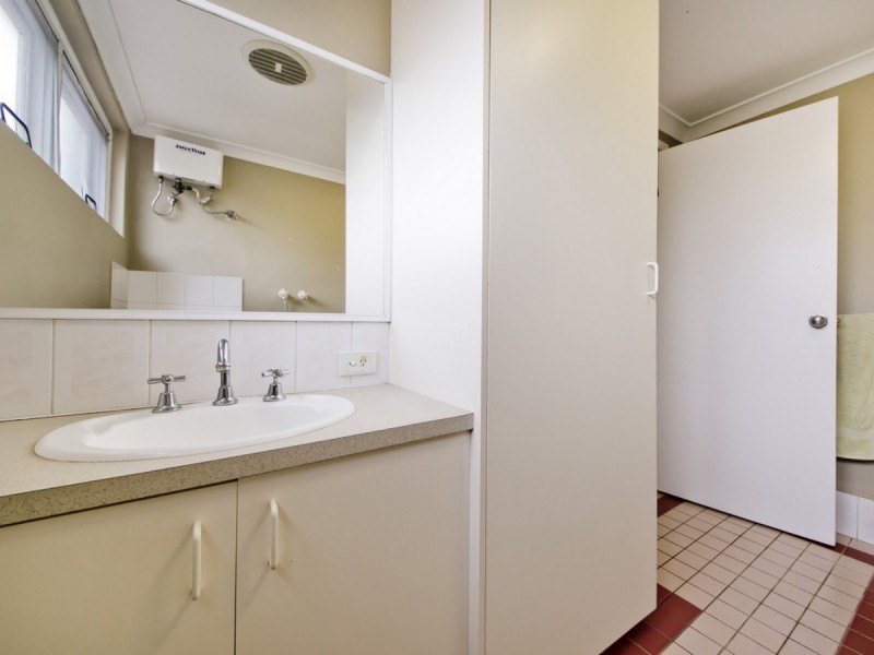 1/90 Wanneroo Road, Yokine WA 6060