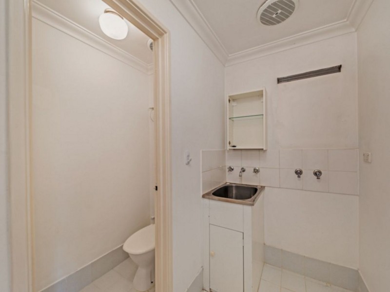 17/99 Wellington Street, East Perth WA 6004