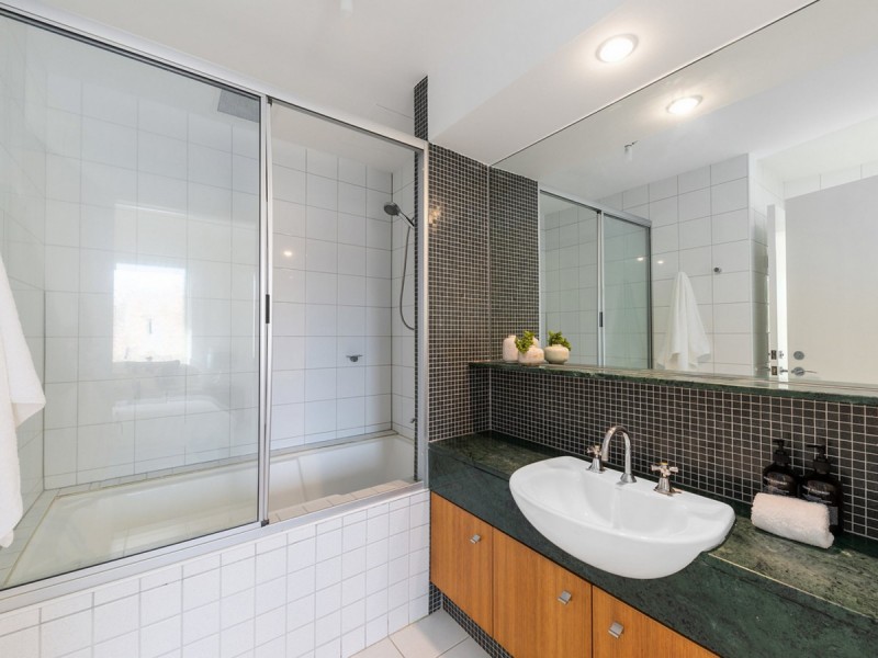 19/1 Henry Lawson Walk, East Perth WA 6004