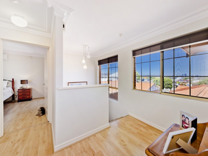 2/17 Tuart Street, Yokine WA 6060