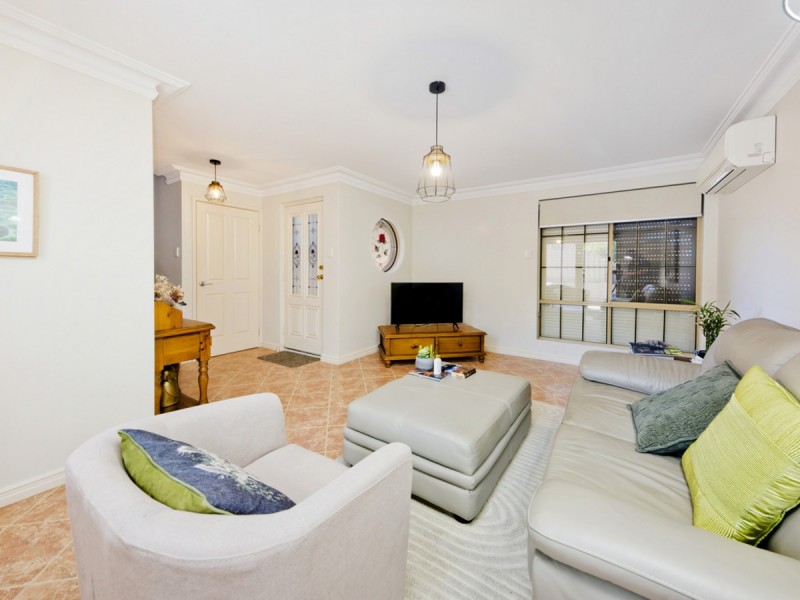 2/17 Tuart Street, Yokine WA 6060