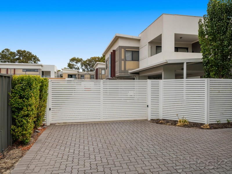 21/11 Rowlands Street, Kewdale WA 6105