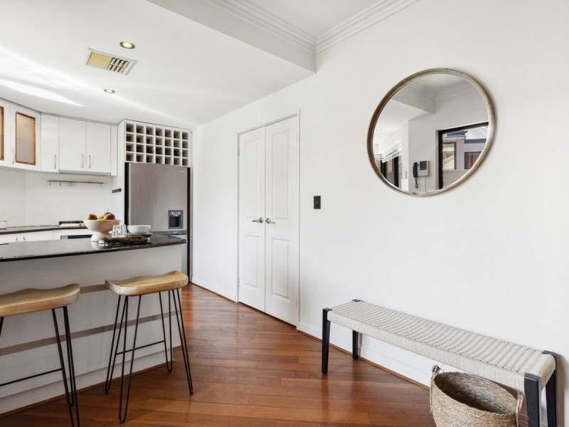 2/12 Kensington Street, East Perth WA 6004