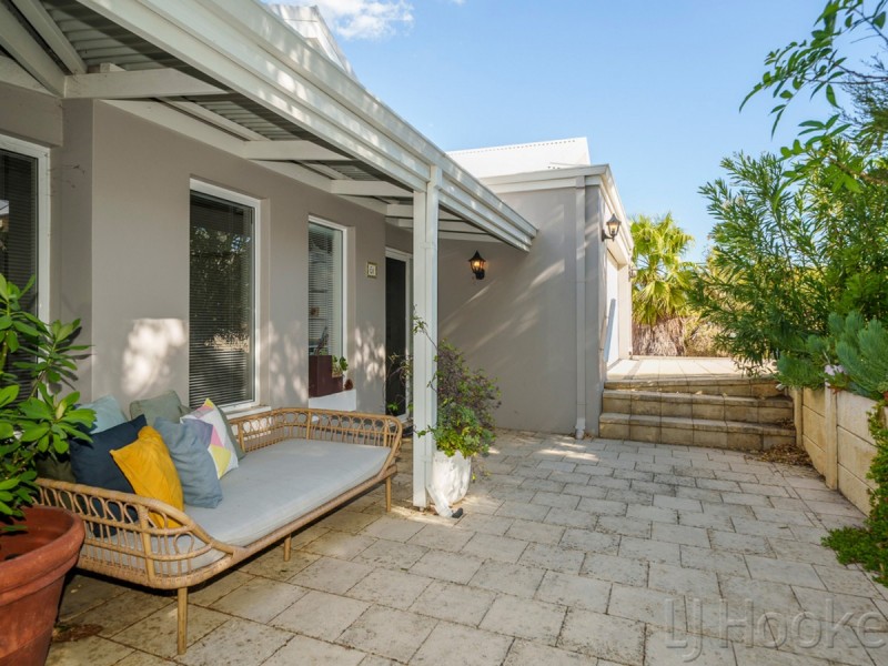 6A Little Street, Karrinyup WA 6018