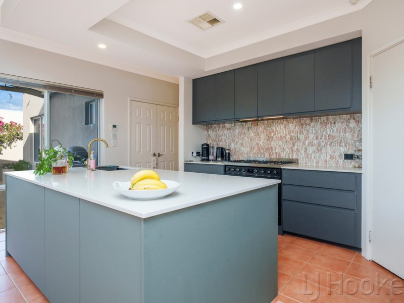 6A Little Street, Karrinyup WA 6018