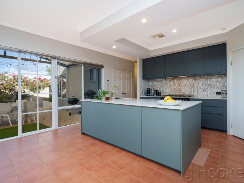 6A Little Street, Karrinyup WA 6018